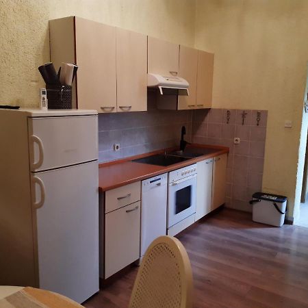 Apartment Margareta By El-Pi Tours Njivice Ngoại thất bức ảnh